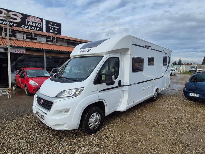 Fiat Ducato PILOTE CAMPING CAR HAUT DE GAMME Blanc de 2017
