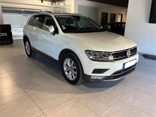 Cliquer pour voir la photo suivante Volkswagen Tiguan 2.0 16V TDI BlueMotion - 150 - BV DSG 7 Blanc métallisé de 2017