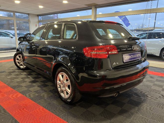 Audi A3 Sportback 1.6 TDI 105 Ambiente Noir de 2011