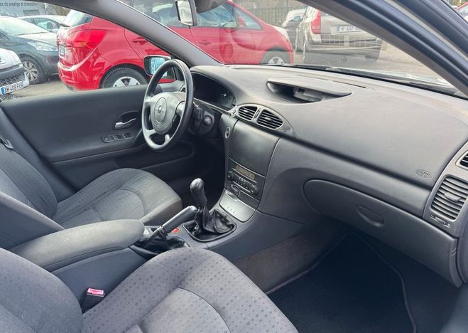 Renault Laguna 1.8 i 16V 120 cv Gris de 2004