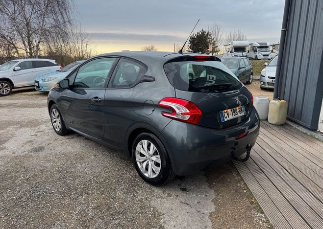 Peugeot 208 1.2 vti 82ch active 3p Autre de 2013