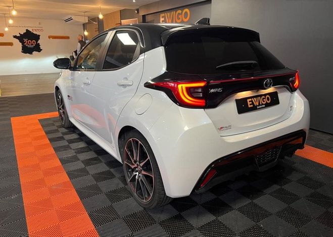 Toyota Yaris GR SPORT   CAMERA DE RECUL APPLE CAR PLA Blanc de 2022