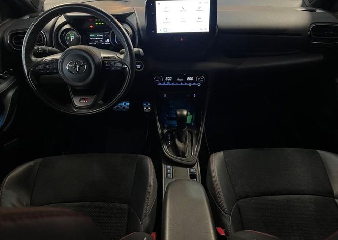 Toyota Yaris GR SPORT   CAMERA DE RECUL APPLE CAR PLA Blanc de 2022