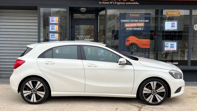 Mercedes Classe A 180 122ch inspiration 7-g dct excellent  Blanc de 2015