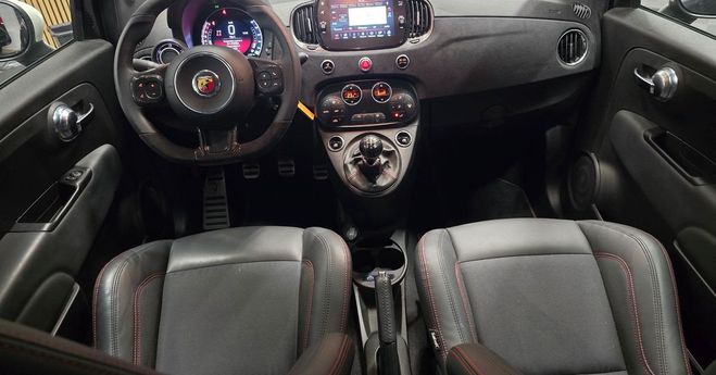 Abarth 500 695 1.4 t-jet 180 esseesse echappement a Noir de 2022