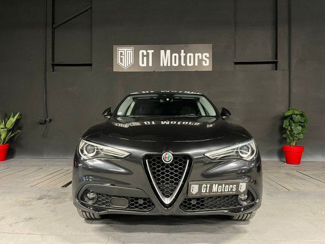 Alfa romeo Stelvio 2.2 DIESEL 210CH SUPER Q4 AT8 Noir de 2017