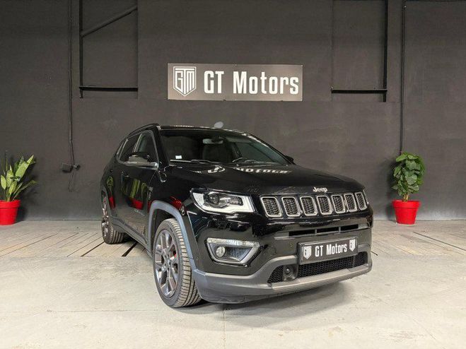 Jeep Compass 1.6 MULTIJET II 120CH S 4X2 EURO6D-T 126 Noir de 2020
