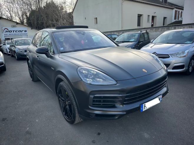 Porsche Cayenne E-Hybrid 3.0 V6 462 ch Tiptronic BVA Gris de 2019