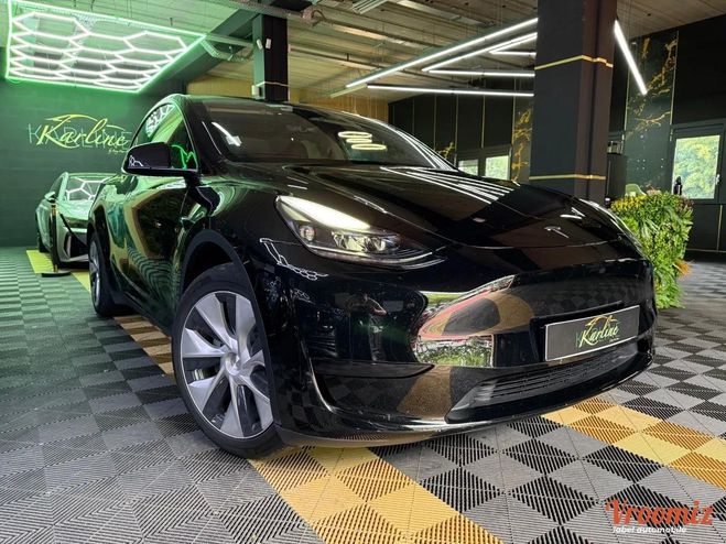 Tesla Model Y Model-y ELECTRIC 300 60KWH STANDARD-RANG Noir de 2023