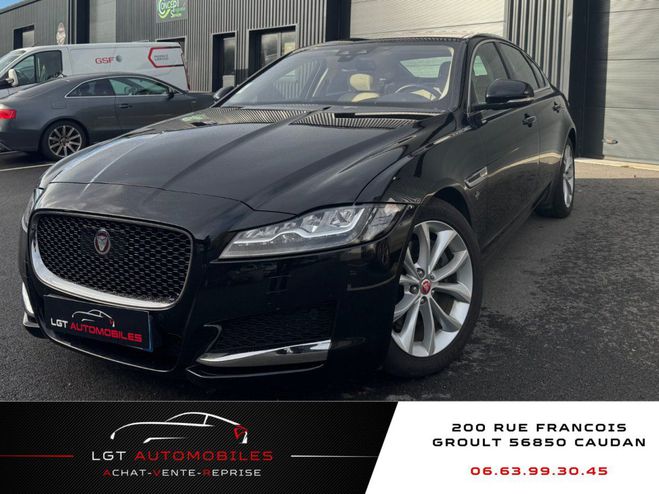 Jaguar XF (X260) Berline 2.0 D 16V 180 cv NOIR de 2015