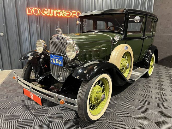 Ford Model A SALOON 4 DOOR NOIR de 1931