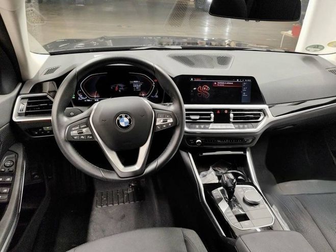 BMW Serie 3 Touring VI 318dA 150ch Business GRIS de 2021
