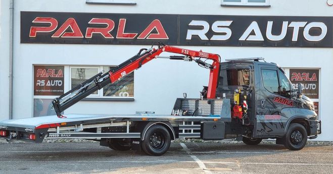 Iveco Daily 35C18 3.0 180ch porte voiture grue Gris de 2024