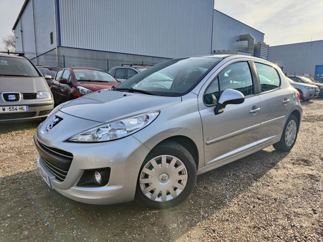 Peugeot 207 1.6 hdi 90ch Active 5p 1�Main Gris de 2010