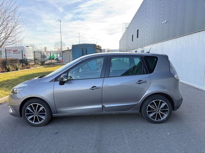Renault Scenic III dCi 110 FAP eco2 Bose - Distribution Gris de 2013