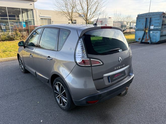 Renault Scenic III dCi 110 FAP eco2 Bose - Distribution Gris de 2013