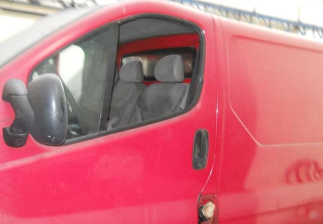 Opel Vivaro cdti pour pieces rouge de 2008