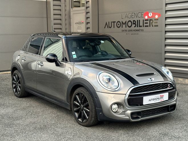 Mini Cooper SD 170ch Exquisite II 5 Portes F55 BVAS8 Gris de 2017