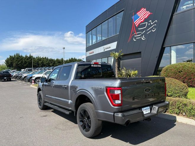 Ford F150 Supercrew LARIAT Black Package V8 5.0L F Gris de 2023