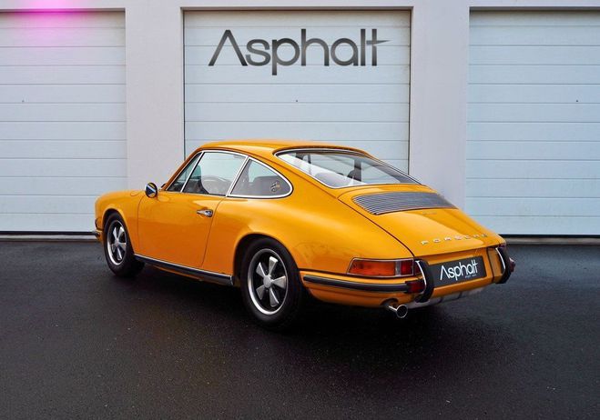 Porsche 911 2.0S 1969 Restaur�e � neuf Jaune de 1969