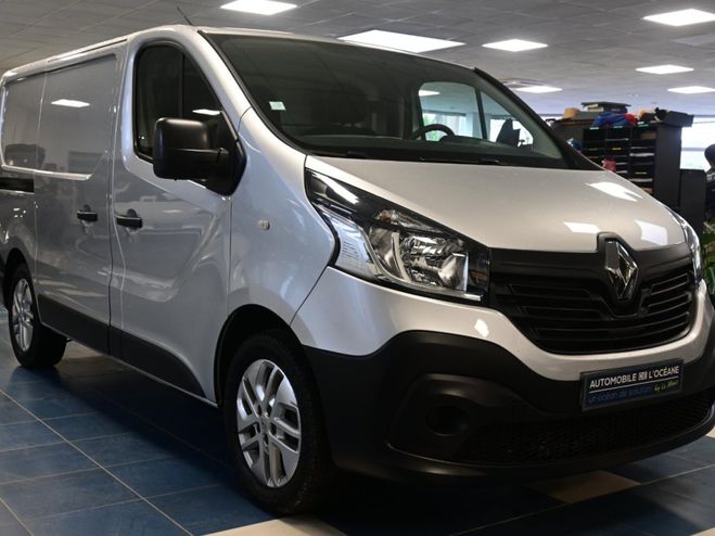 Renault Trafic FOURGON FGN L1H1 1000 KG DCI 95 E6 GRAND Gris de 2018