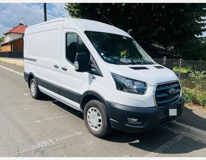 Ford Transit 2T FG PE 350 L2H2 135 KW BATTERIE 75/68  Blanc de 2023