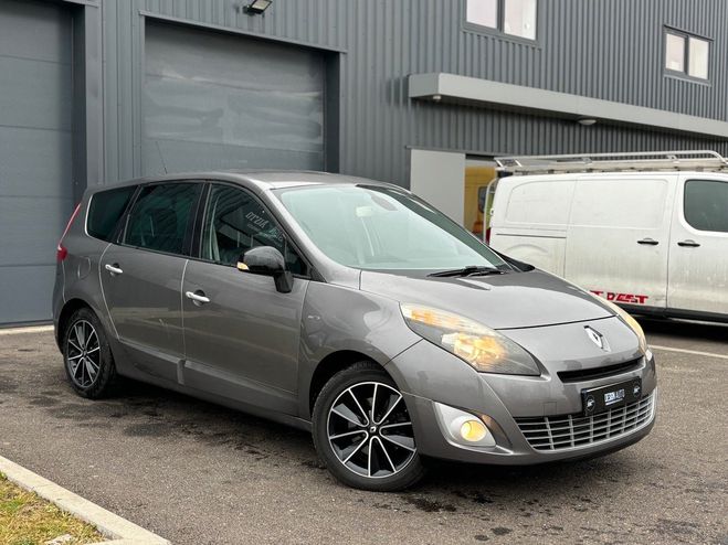Renault Grand Scenic III 1.9 DCI 130 CH BOSE - ENTRETIEN COMP Gris M�tallis� de 2011