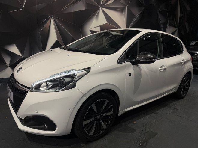 Peugeot 208 1.2 PURETECH 110CH E6.C ALLURE S&S 5P Blanc de 2019
