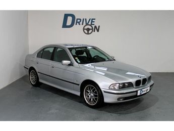  Voir d&eacute;tails -BMW Serie 5 528i Pack L BERLINE E39 PHASE 1 &agrave; Saint-Andr�-de-Corcy (01)