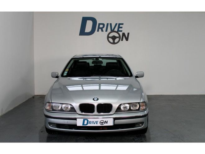 BMW Serie 5 528i Pack L BERLINE E39 PHASE 1 GRIS CLAIR de 1998