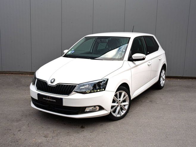 Cliquer pour voir la photo suivante Skoda Fabia III 1.0 MPI 60ch Ambition Greentec BLANC de 2016