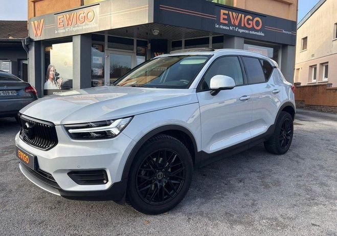 Volvo XC40 2.0 150 ch momentum Autre de 2019