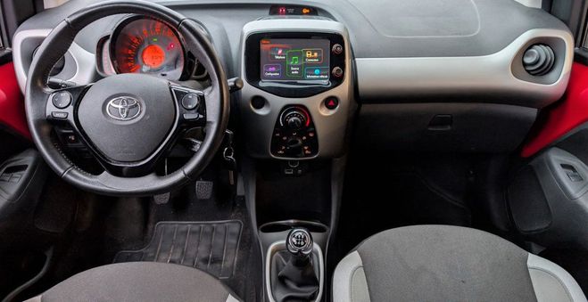 Toyota Aygo 1.0 vvti 69ch play | cam�ra de recul r�g Rouge de 2017