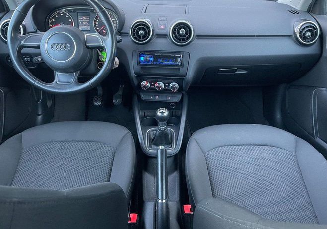 Audi A1 1.2 tfsi 90ch suivie complet- garantie 6 Blanc de 2011