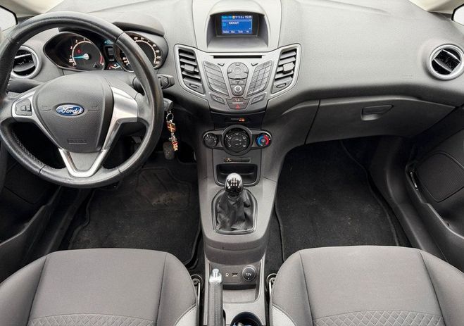 Ford Fiesta 1.0 ecoboost 100ch business attelage,cli Noir de 2016