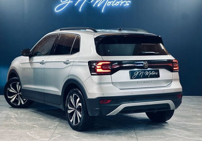 Volkswagen T Cross 1.0 TSI 110ch R-Line Tech Premi�re main  Gris de 2023