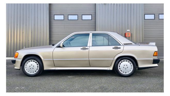 Mercedes 190 e 2l3-16s de 1986 Argent Cendr� M�tallis� de 1986
