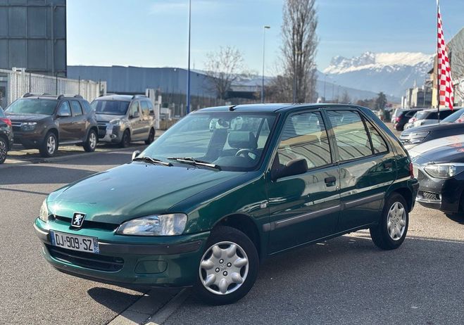 Peugeot 106 1.1 ess 60ch Open Pack 5P Vert de 2001