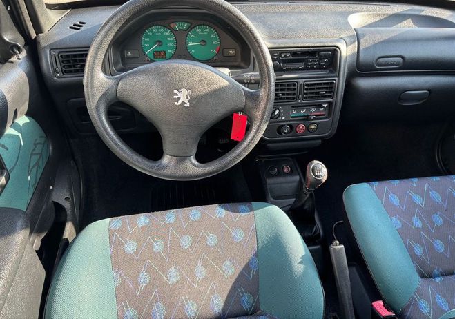 Peugeot 106 1.1 ess 60ch Open Pack 5P Vert de 2001