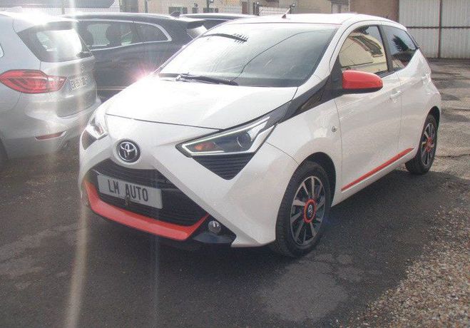 Toyota Aygo II (2) 1.0 VVT-I X-TREND 2 5P Blanc de 2019