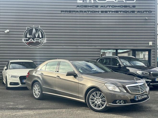 Cliquer pour voir la photo suivante Mercedes Classe E E350 CDI 7G-Tronic Elégance Executive 4- GRIS CLAIR de 2009