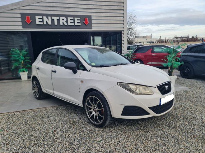 Seat Ibiza 1.2 TDI 75 CV * REPRISE POSSIBLE * Blanc de 2011