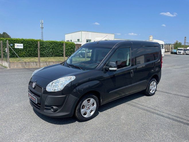 Cliquer pour voir la photo suivante Fiat Doblo 1.3 multijet 90 cv garantie 12 mois Noir de 2012