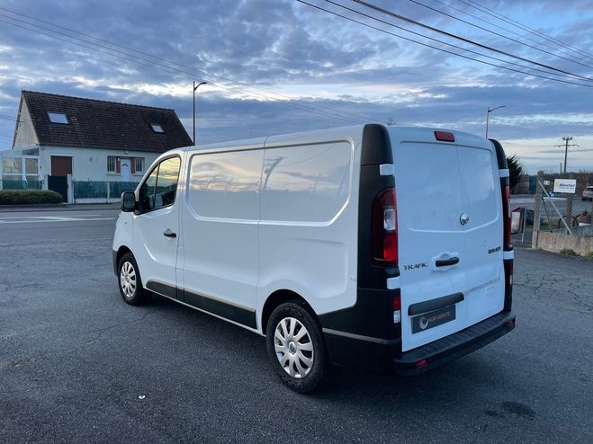 Renault Trafic 1.6 dci 95 cv ct ok garantie 12 mois Blanc de 2020