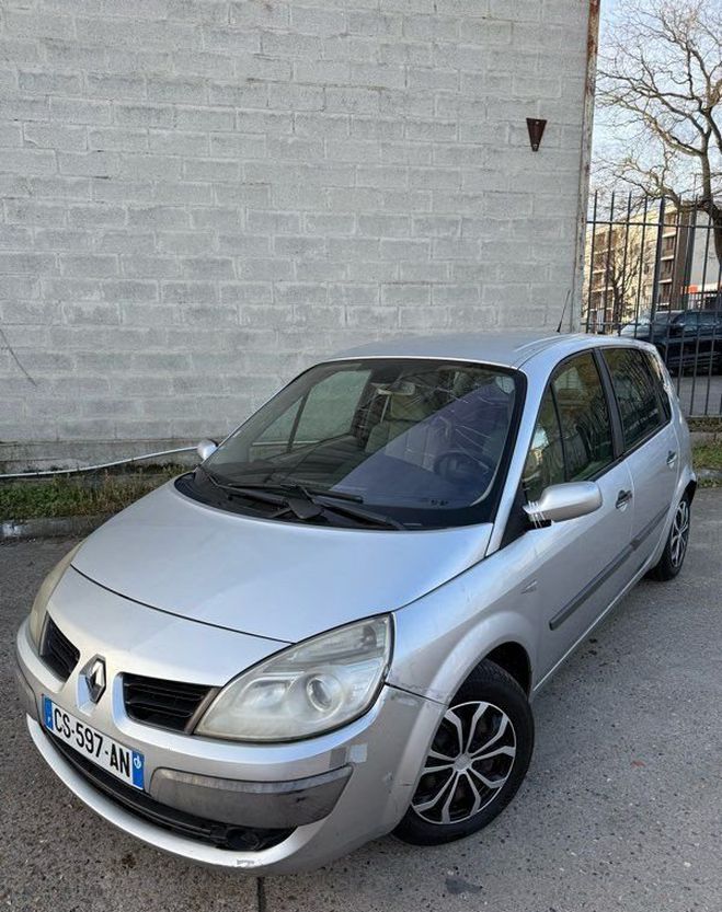 Renault Scenic II 1.5 dCi 110CV Ann�e 11-2006 196.000KL Gris de 2007
