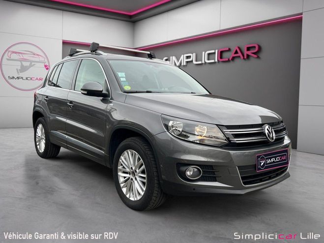 Volkswagen Tiguan 2.0 TDI 140 FAP BlueMotion Technology Cu Gris de 2014