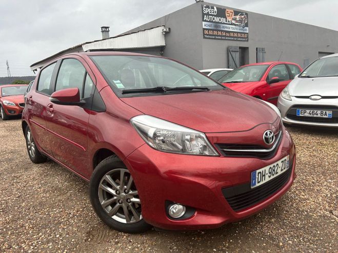 Toyota Yaris 1.4 D4D 90 Dynamic Rouge de 2014