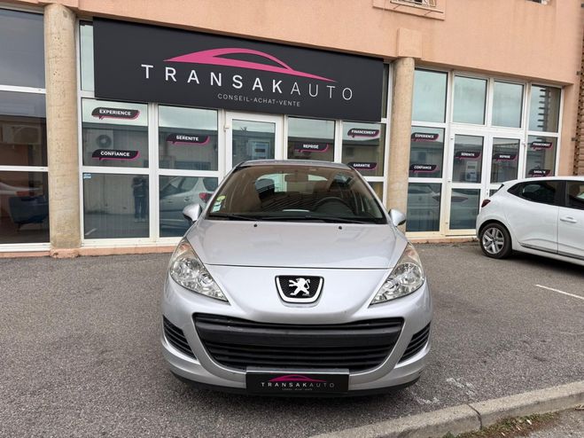 Peugeot 207 1.4 HDi 70ch BLUE LION Active / DISTRI F Gris de 2010