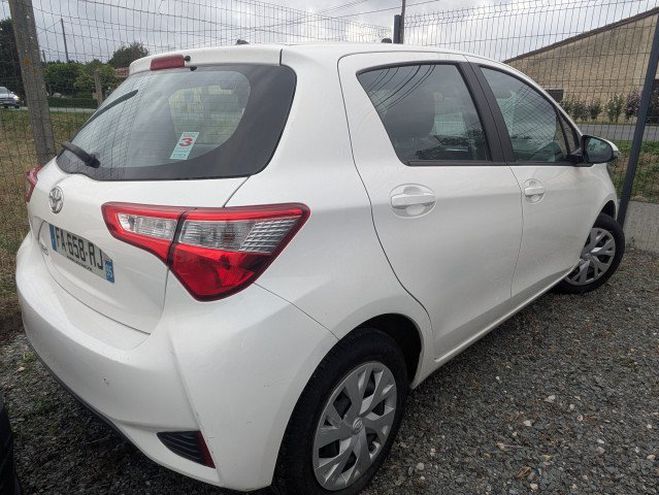 Toyota Yaris 90 D-4D DYNAMIC BUSINESS 5P Blanc de 2018
