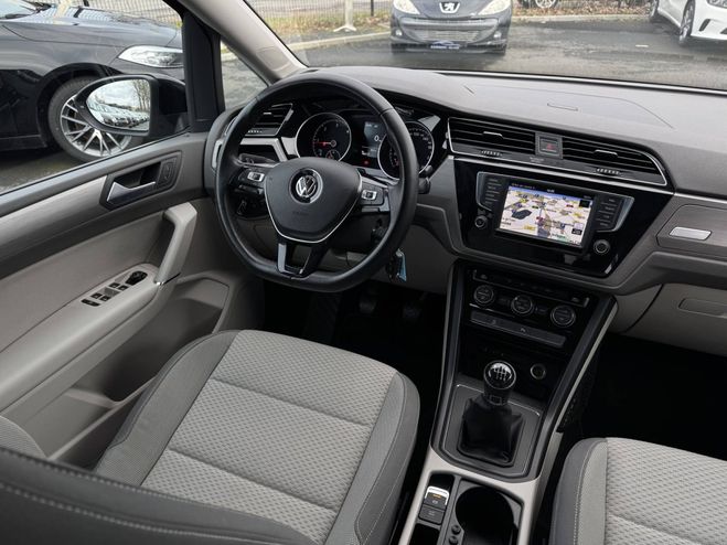 Volkswagen Touran 2.0 TDi 150 GPS CAMERA TEL REGULATEUR NOIR de 2017